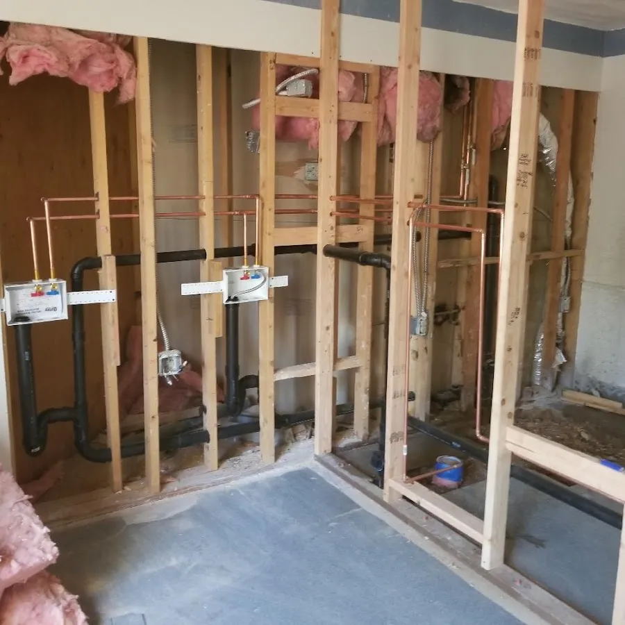 Copper pipe rough-in and plumbing installation in Live Oak